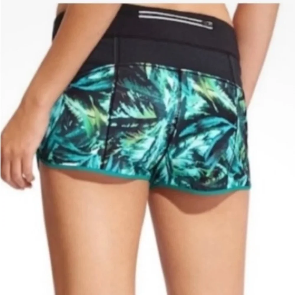 Athleta Track This Run Shorts Napali Tropical Green Teal Black Size Medium - Picture 3 of 14